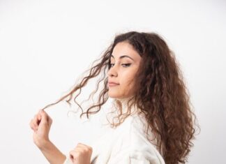 Укладка волнистых пушистых волос — шаг за шагом