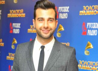 Без намека на стыд: американская дочь Урганта в развязной позе схватилась за грудь на камеру