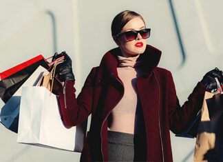 Психиатр ответил, с чего нужно начинать борьбу с шопоголизмом