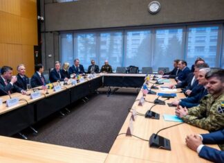 СМИ: США переписывают в Женеве мирный план под давлением Киева, обвинив Украину в утечке деталей