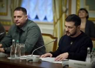 Зеленский уволил Ермака сразу после обысков у главы офиса президента Украины