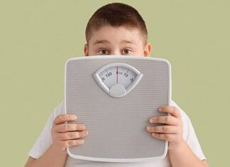 Профессор рассказал о причинах эпидемии детского ожирения