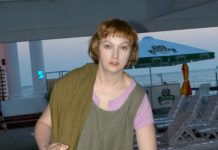 Нашел тело Качалиной, но полицию не вызвал: соседи актрисы о странном поведении Ефремова