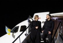 Самолёт Зеленского преследовали неизвестные дроны