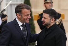 Spiegel: Макрон и Мерц предупредили Зеленского о предательстве США