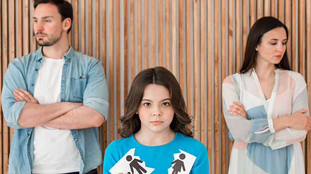 В каких случаях суд учитывает мнение ребенка при разводе родителей