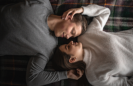 Психологи объяснили, почему люди остаются в отношениях «без обязательств»