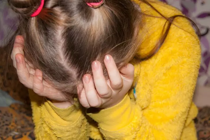 3 роковые ошибки в похвале, которые превращают детей в неуверенных взрослых