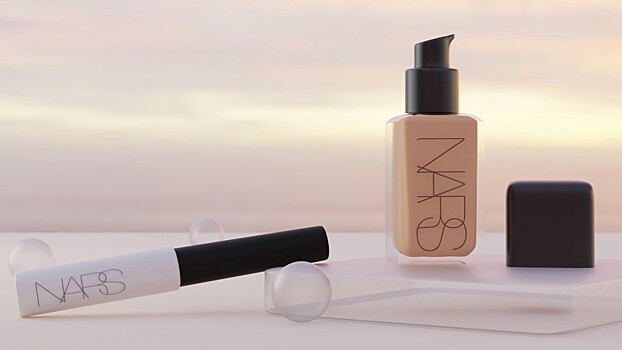 Визажист рассказал, как быстро освежить образ с помощью консилера