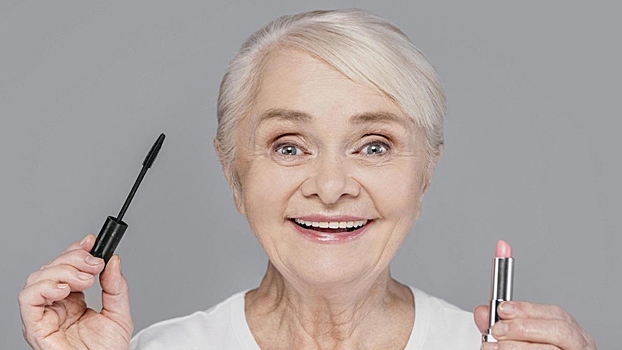 Секреты лифтинг-макияжа: как выглядеть сногсшибательно даже после 50 лет