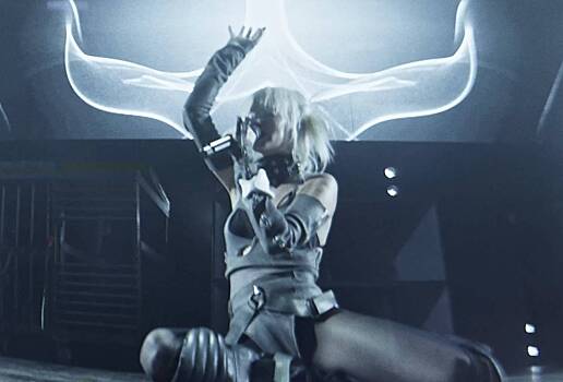 Новый образ Глюкозы оценили в Сети словами «дурдом на выезде»