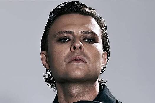 Прохор Шаляпин снялся с ярким макияжем