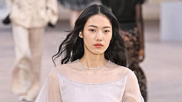 Перечислены ключевые модные тренды лета 2025 года