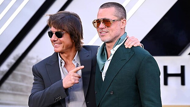 Том Круз и Брэд Питт на совместных фото вызвали ажиотаж в Сети