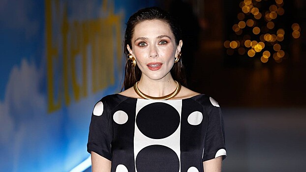 Элизабет Олсен раскритиковали за выбор наряда