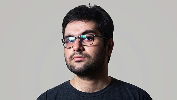 Психолог рассказал, как мужчины становятся «сыночками-корзиночками»