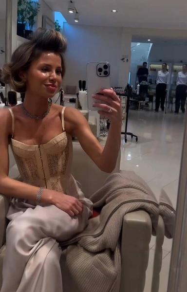 Алекса отчаянно пытается доказать публике, что в ее семье все хорошо: «Мы не развелись»