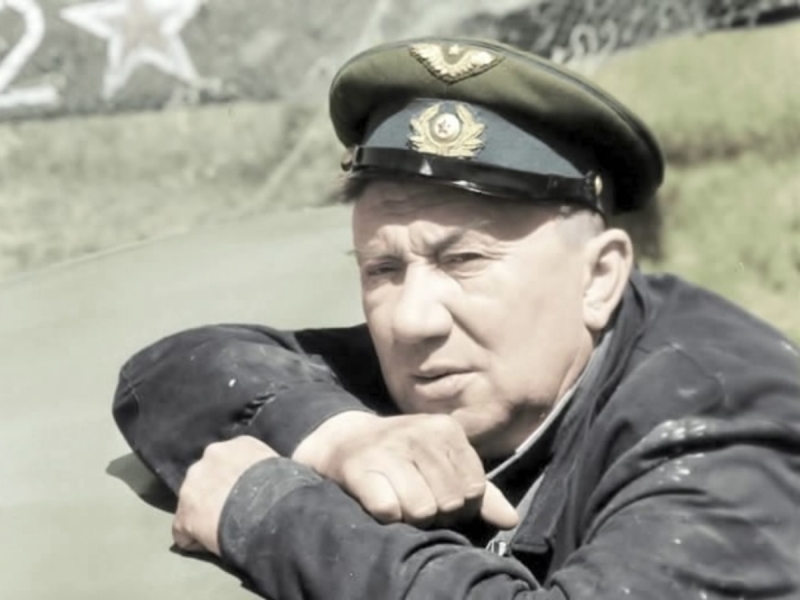 Алексея Смирнова из «Операции «Ы»» категорически отказывались снимать в серьезных фильмах по одной веской причине