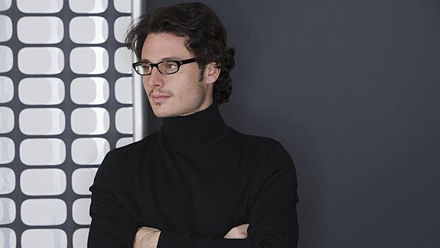 Молодежь начала одеваться как бывшая глава Apple