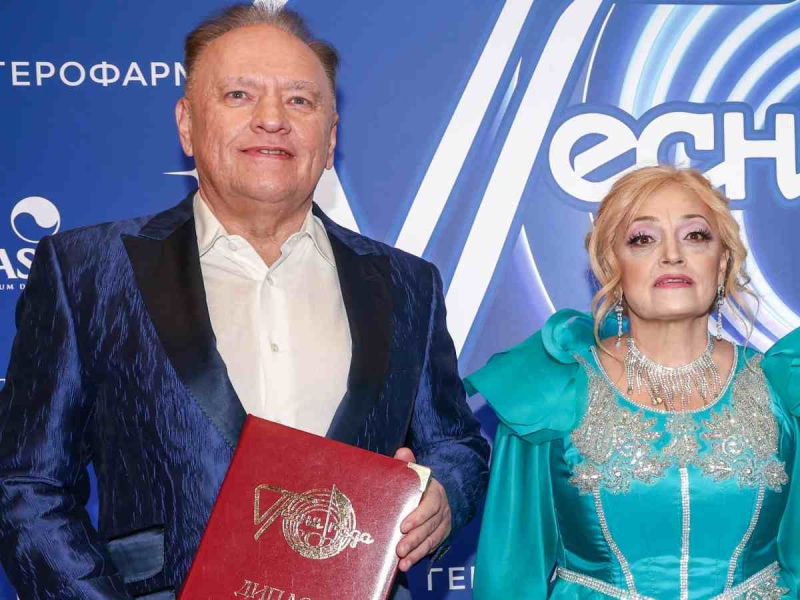 Беда не приходит одна: после скандала с сыном на мужа Кадышевой подали в суд