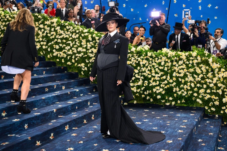 Беременный стритстайл 3.0: Рианна подтверждает статус иконы стиля