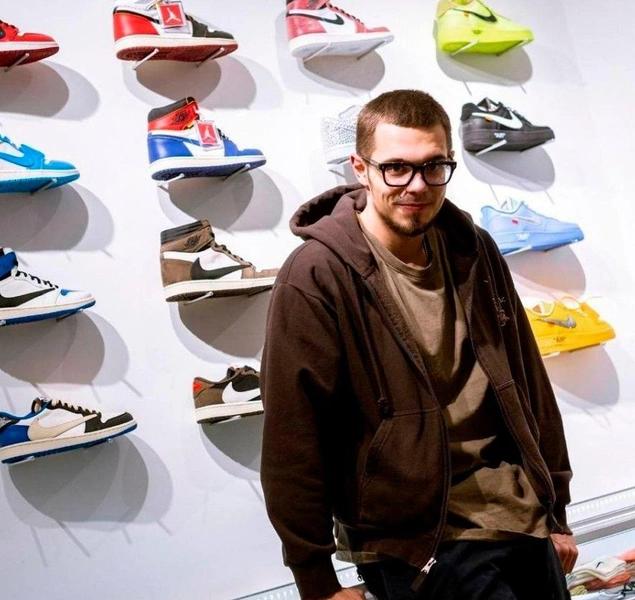 Блогер Никита Ефремов задержан в Шереметьево — ему грозит до 8 лет тюрьмы