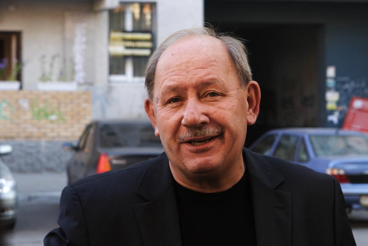 Бывшего мэра Самары и его жену застрелили — внучка месяц отправляла сообщения с телефонов убитых