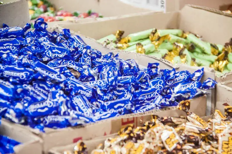 Что случилось с белорусскими конфетами «Березка» и «Знічка»: комментарий «Коммунарки»