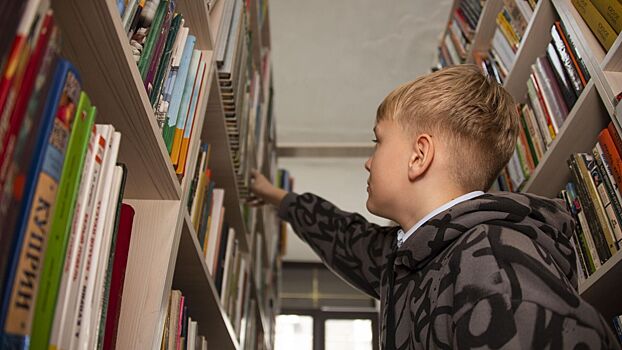 Путин дал поручения по запуску «детской книжной карты»