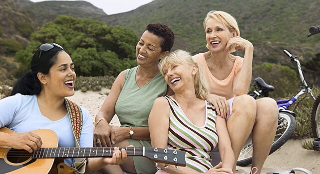 Психолог назвала формулу идеальной дружбы