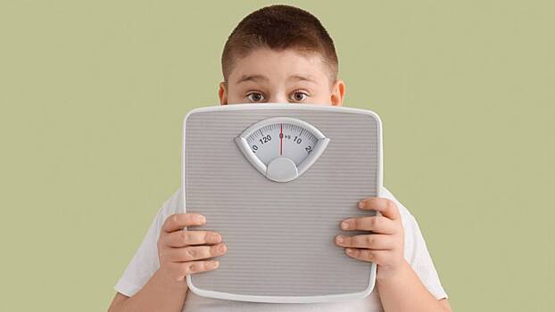 Профессор рассказал о причинах эпидемии детского ожирения