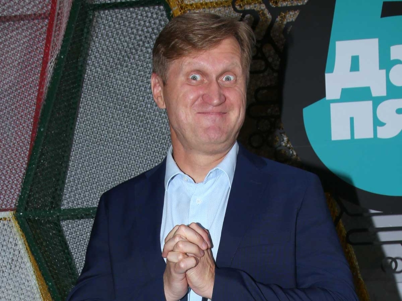 «Дети должны жить сами по себе»: экс-участник «Уральских пельменей» Андрей Рожков отсутствовал дома полгода