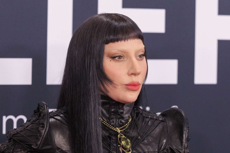 «Дочь сатаны»: траурный наряд Леди Гаги на Супербоуле−2025 напугал фанатов