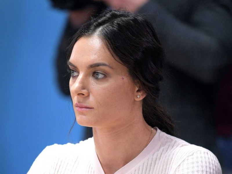 Долги почти на миллион: Елене Исинбаевой заблокировали счета в России