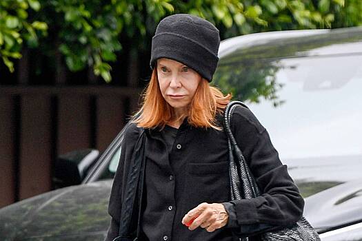 Внешность популярной 81-летней актрисы вызвала споры в Сети