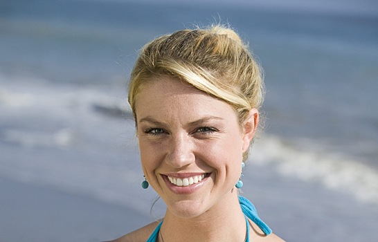 Стилист пояснил, кому не стоит осветлять волосы