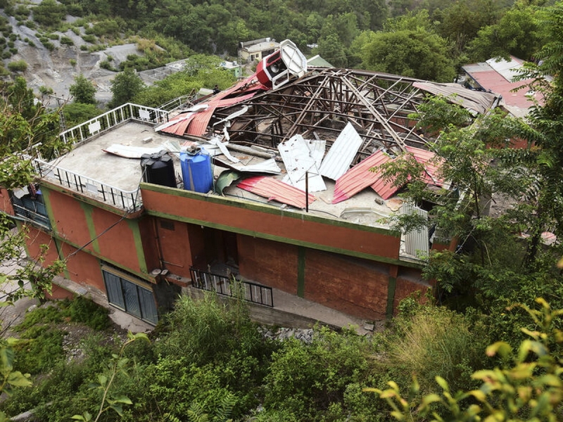«Это акт войны»: Индия и Пакистан обменялись ударами, десятки погибших, сбиты три самолета