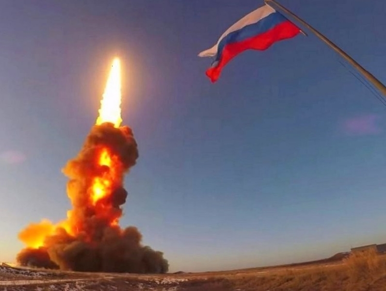 «Это была прелюдия»: на Украине паника в ожидании удара «Орешником», в Москве сделали заявление о ночной атаке