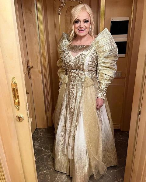 Фанатка напала на Надежду Кадышеву прямо на сцене