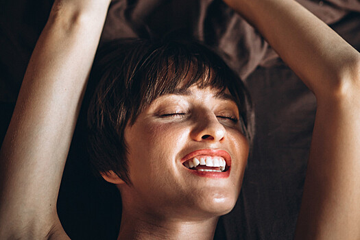 Как можно испытать оргазм без секса и мастурбации