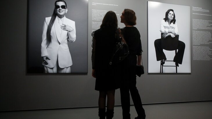 Фотовыставка «Женщина: путь от мечты к вершинам» открылась в Москве