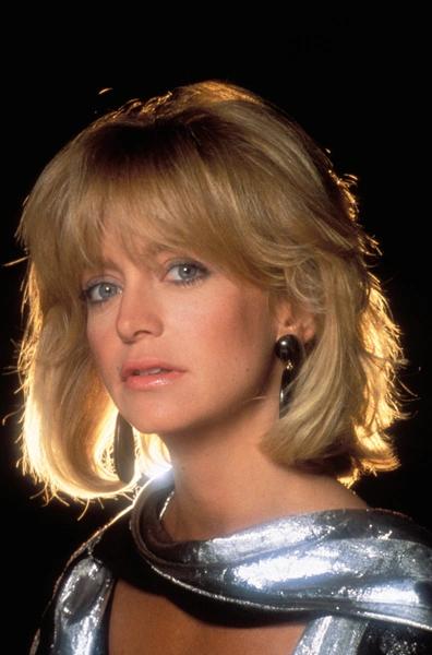 Голди Хоун празднует 80-летие — вы не узнаете ее на свежих фото