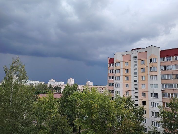 Грозы с ветром возвращаются в Беларусь: синоптики предупредили о погоде 9 сентября