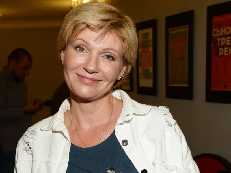 «Хочу еще внуков, и много»: Анна Ардова впервые стала бабушкой