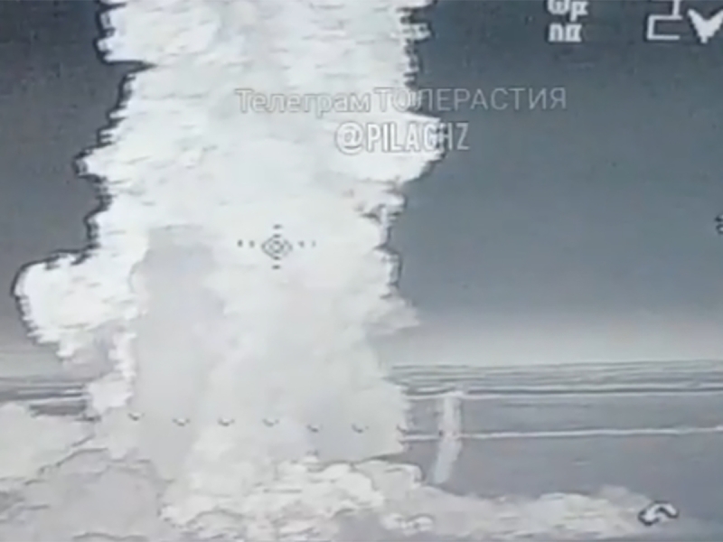 «Я чё, ядерную туда скинул?»: страшный удар по ВСУ под Запорожьем попал на видео