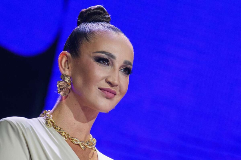 «Я не слепая»: Бузова прокомментировала грядущее отцовство Давы