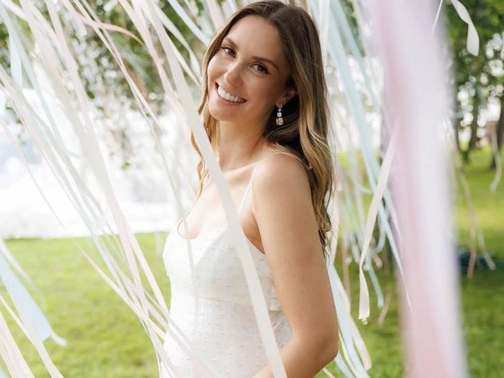 «Я теперь Дранга»: Муцениеце официально сменила фамилию и документы