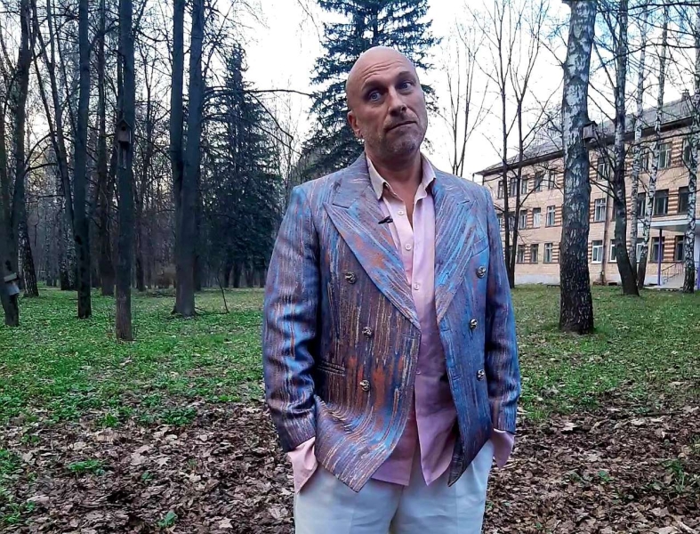 Кадры недели: Ургант уехал в Армению, Нагиева сослали в Подмосковье