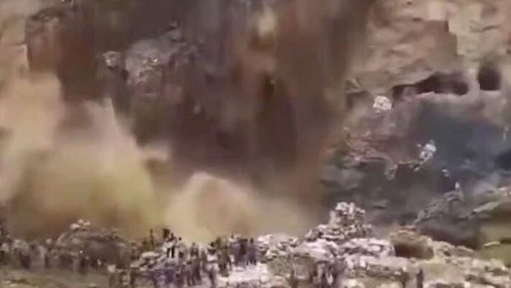 Как минимум 32 человека погибли при обрушении шахты в Конго