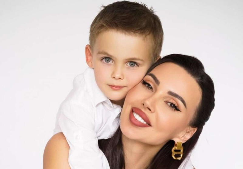 «Как можно быть таким идеальным?»: сын Самойловой очаровал публику в особый день